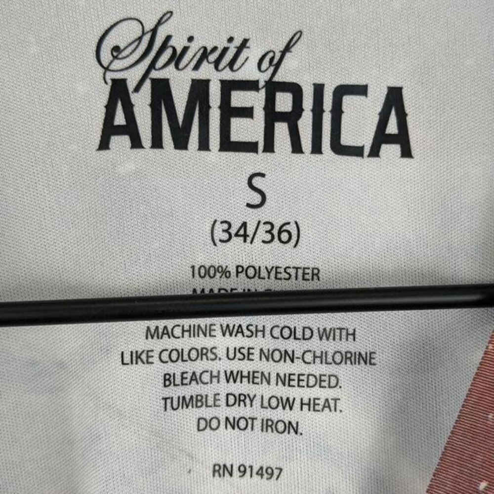 Spirit of America flag three wolf moon sublimation print dry fit t-shirt small - Picture 5 of 7